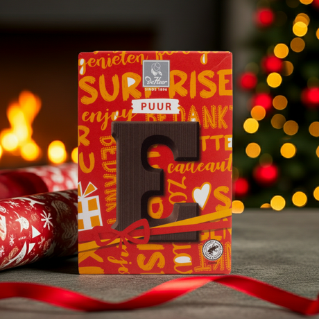 Lettre en chocolat noir De Heer – E