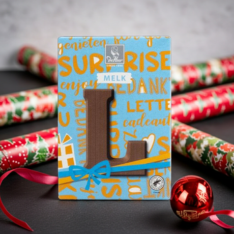 De Heer Milk Chocolate  Letter-L